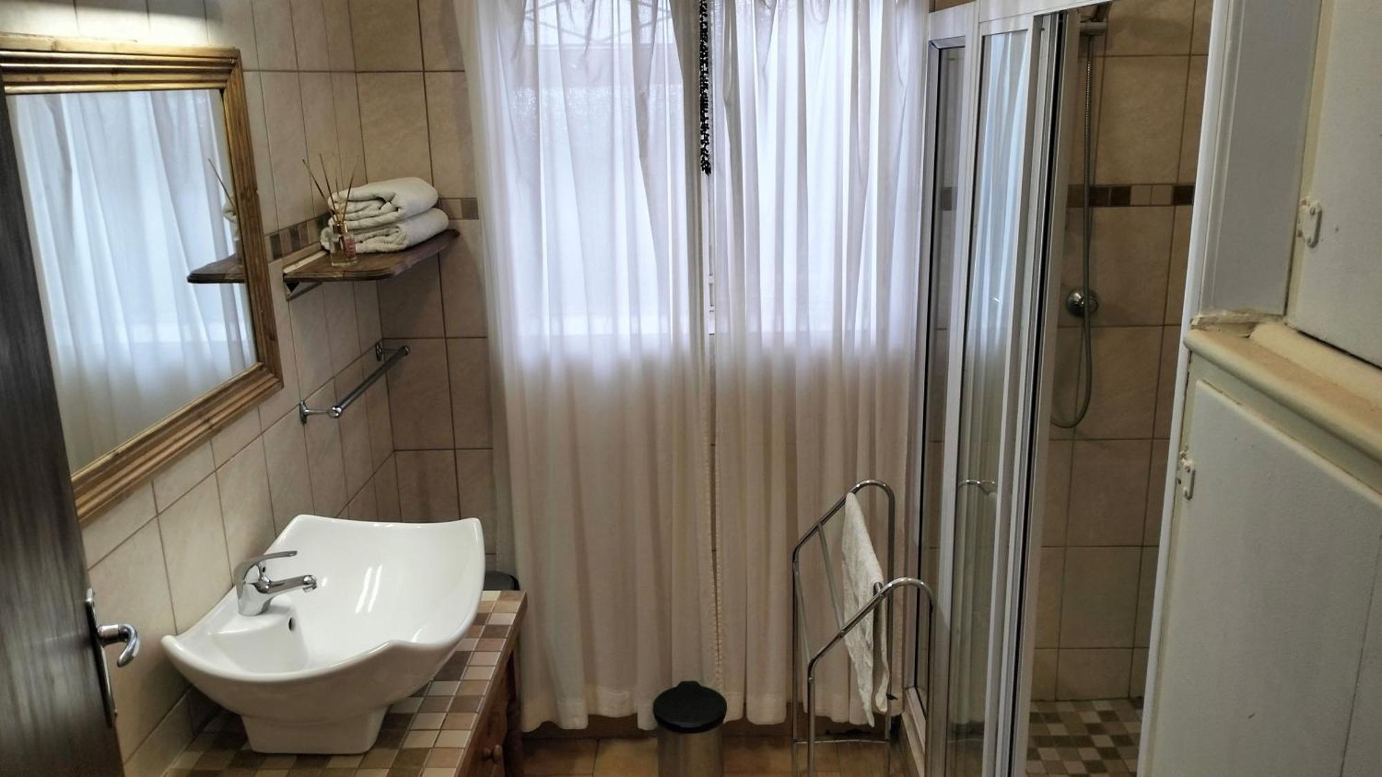 Anri Guesthouse Блумфонтейн Екстер'єр фото