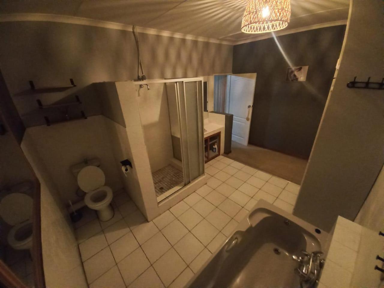 Anri Guesthouse Блумфонтейн Екстер'єр фото